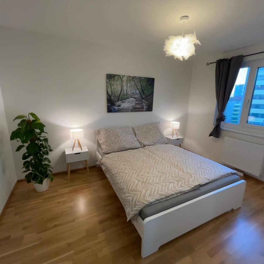 55 M2 Stylish Apartment With Balcony & Parking Vienna Exterior photo