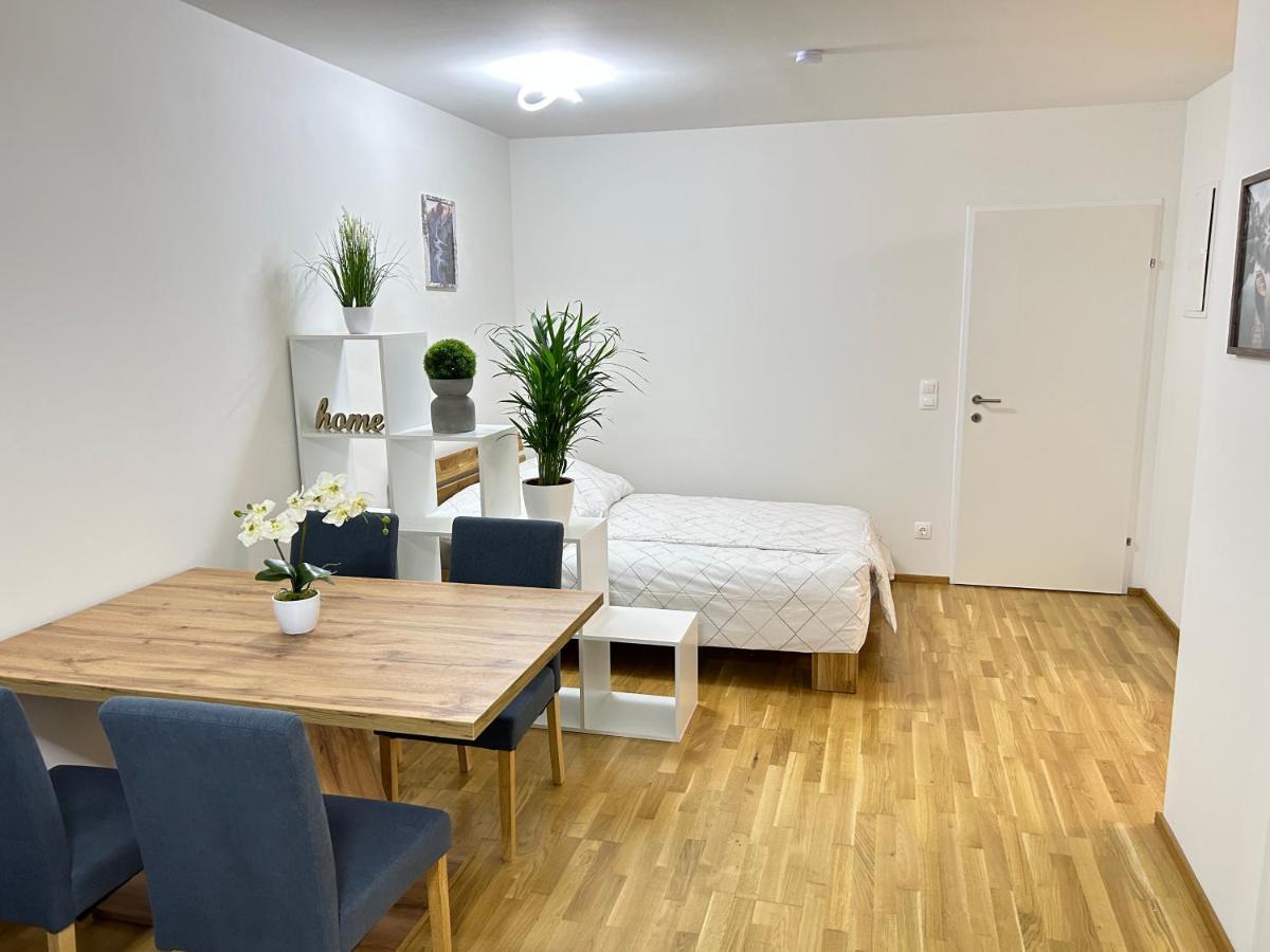 55 M2 Stylish Apartment With Balcony & Parking Vienna Exterior photo